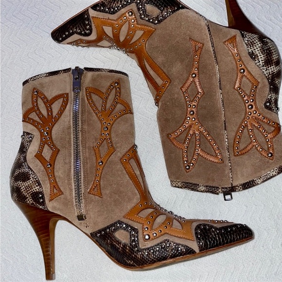 Donald J. Pliner Shoes - Tan, brown, silver stuffed heel cowboy booties. Sued and snake texture. New!